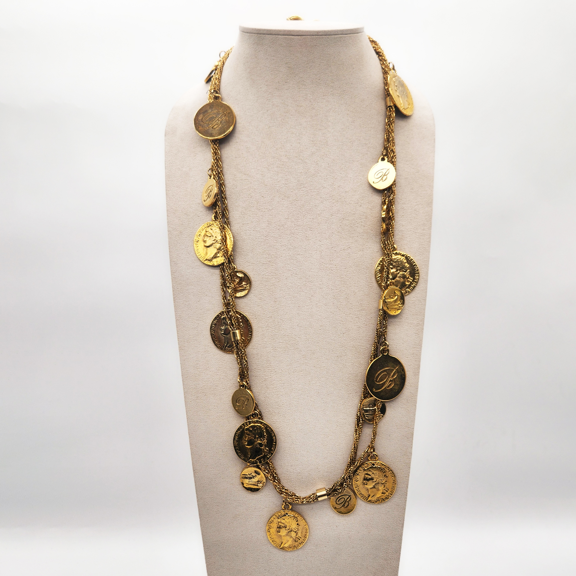 LACCIO CON PENDENTI "VINTAGE" BLUMARINE </br> OPN 116775