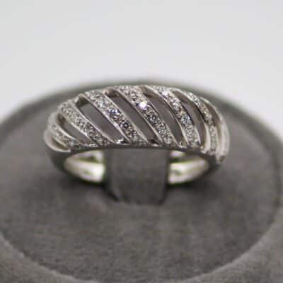 ANELLO CON MOTIVO DI NASTRI </br>TOOX 39306